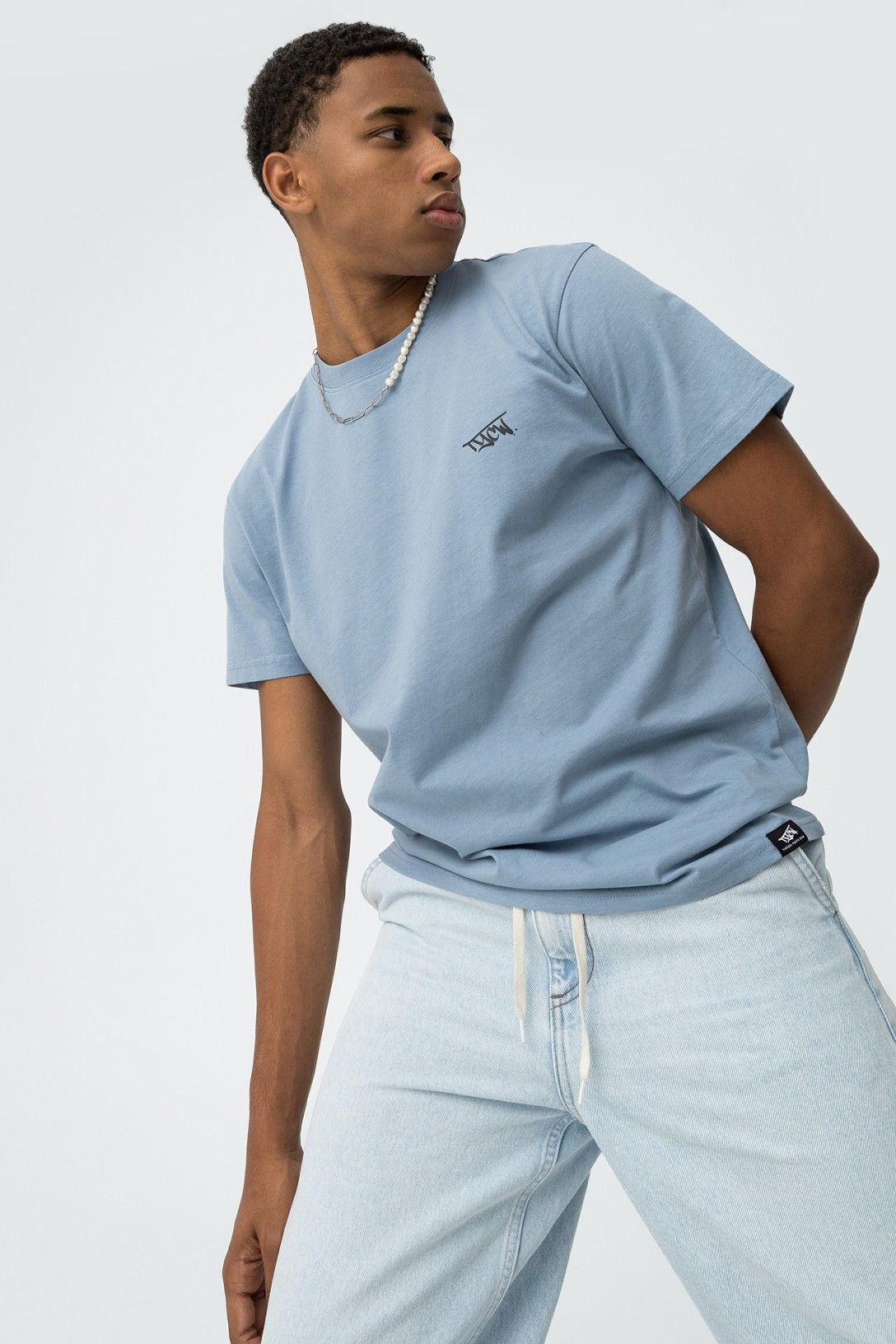 T-SHIRT CREW