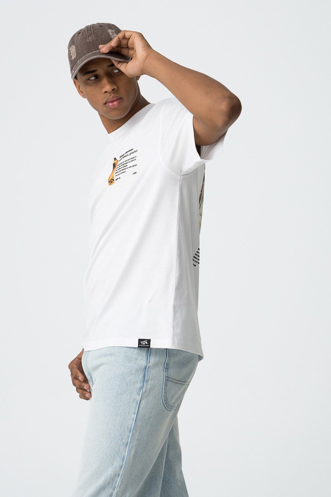 T-SHIRT STREET