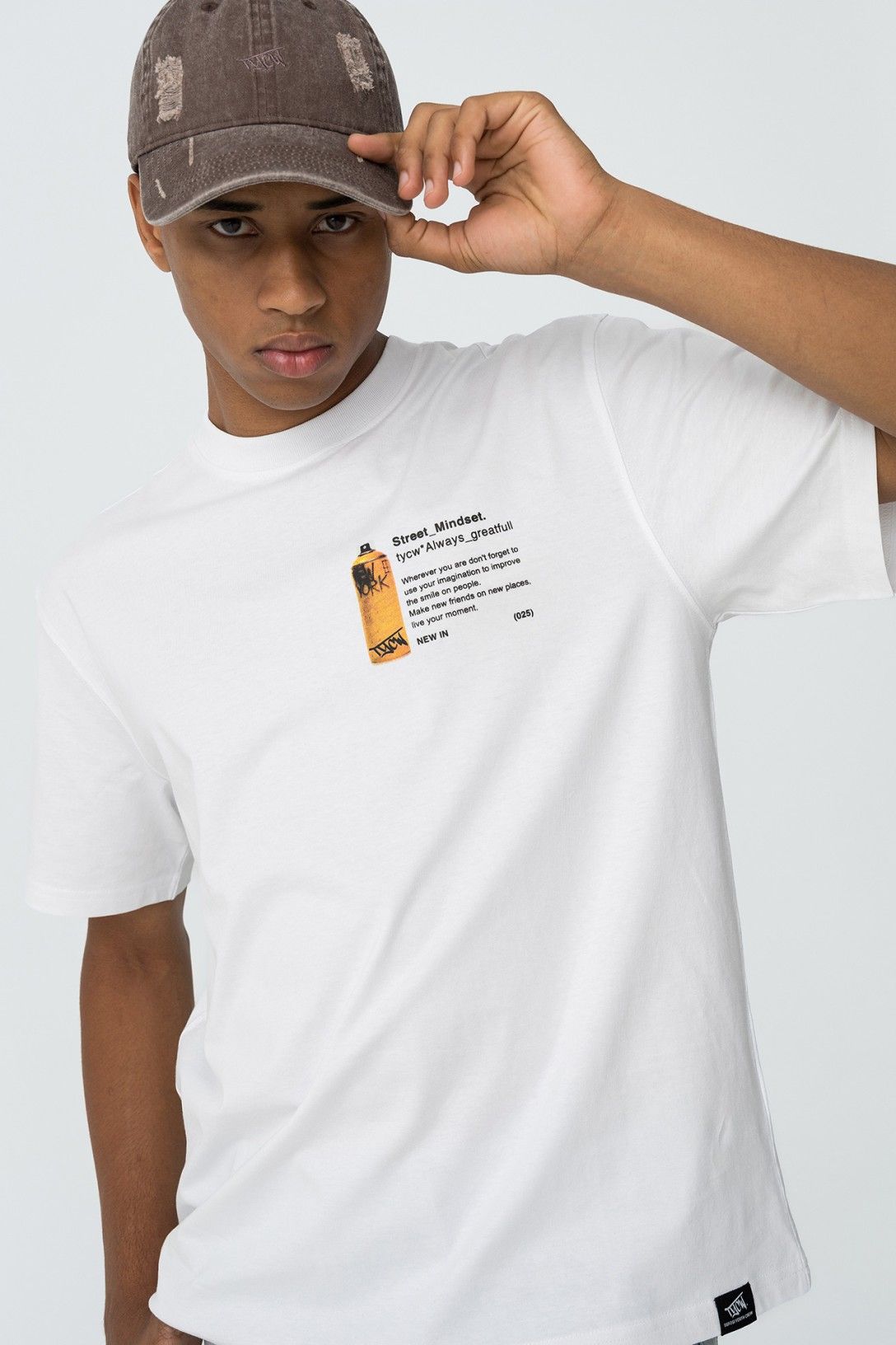 T-SHIRT STREET